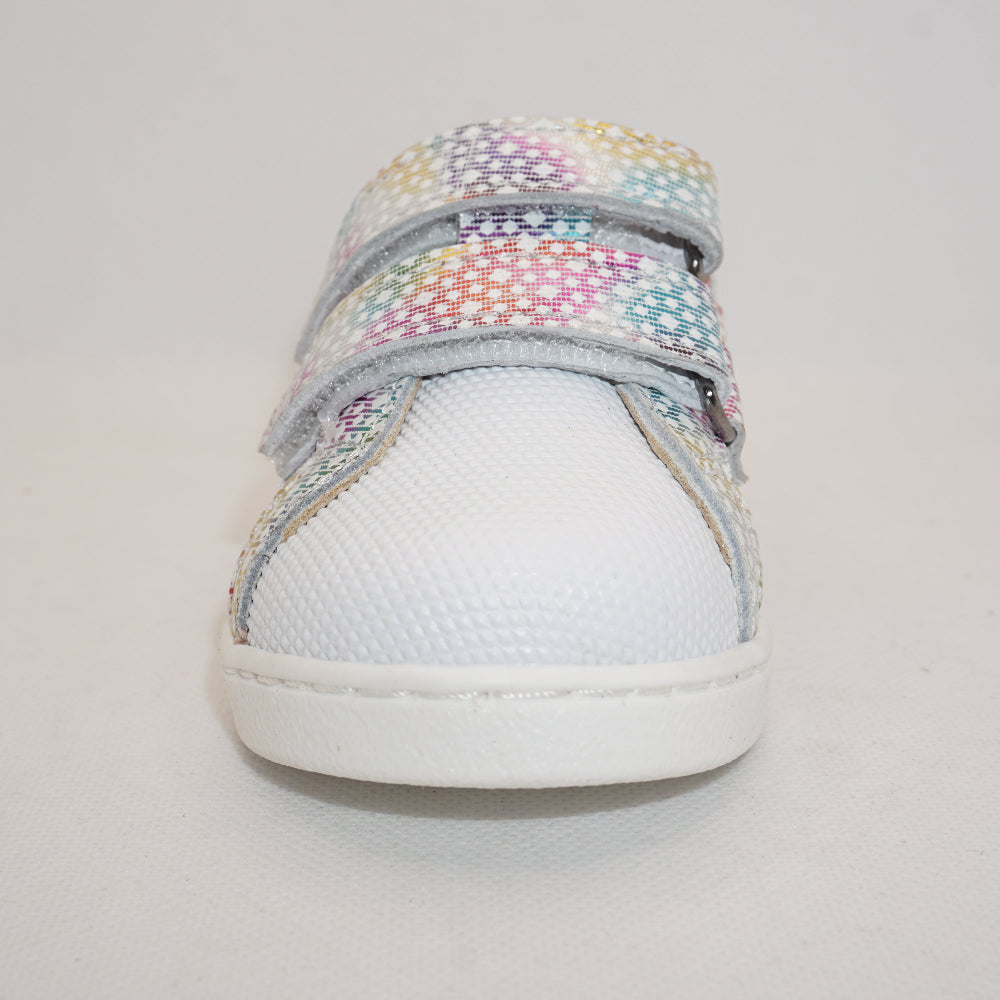 Summit FANTASY WHITE